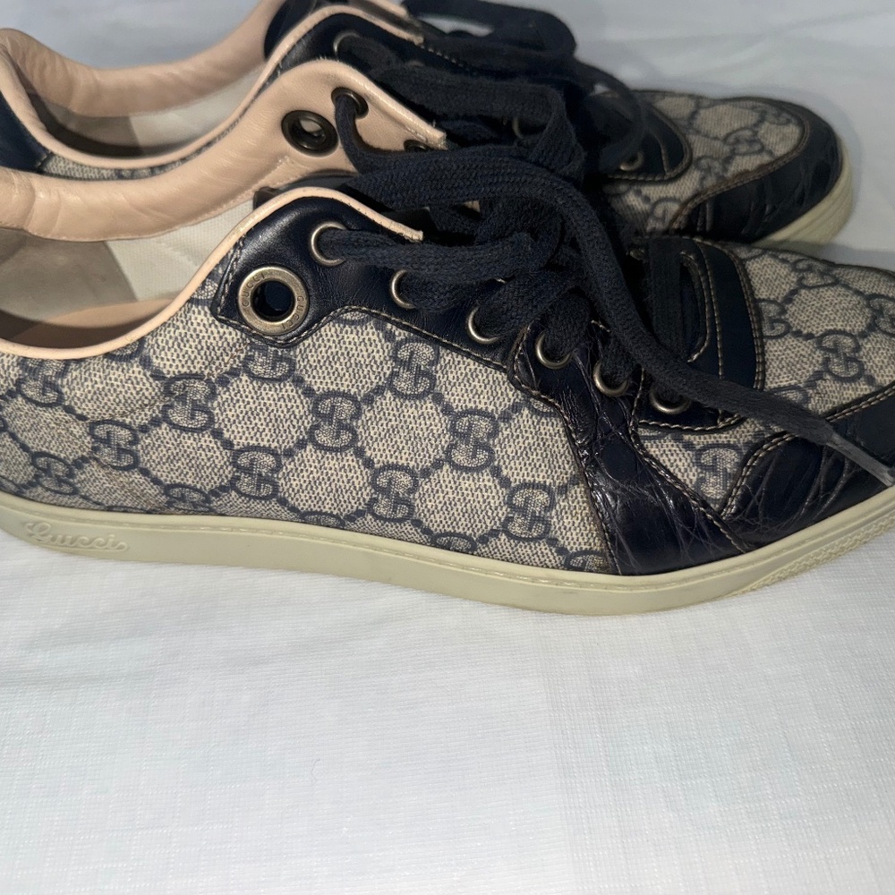 Vintage Gucci Leather sneakers Shoes Size 7.5